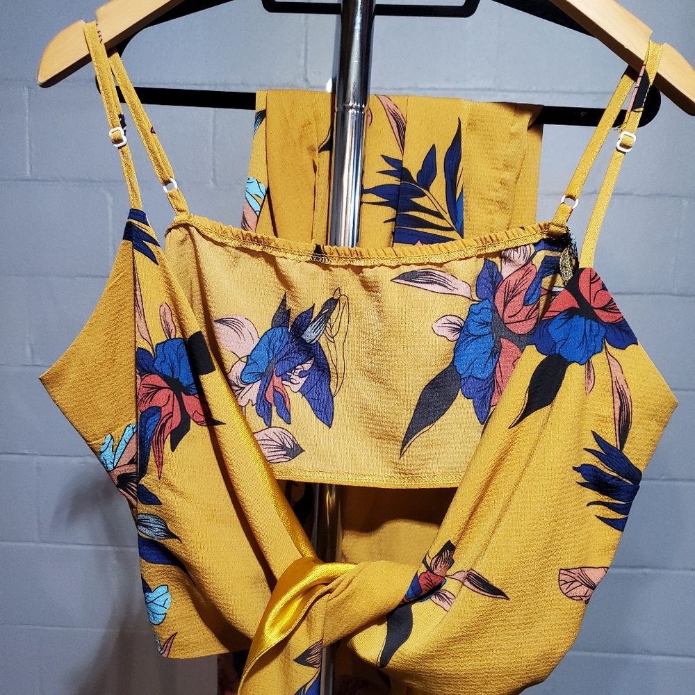 Tie wrap top and pants set